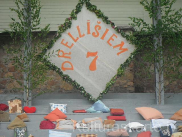 bērnu deju kolektīva "Drellīši" 7 gadu jubilejas koncerts